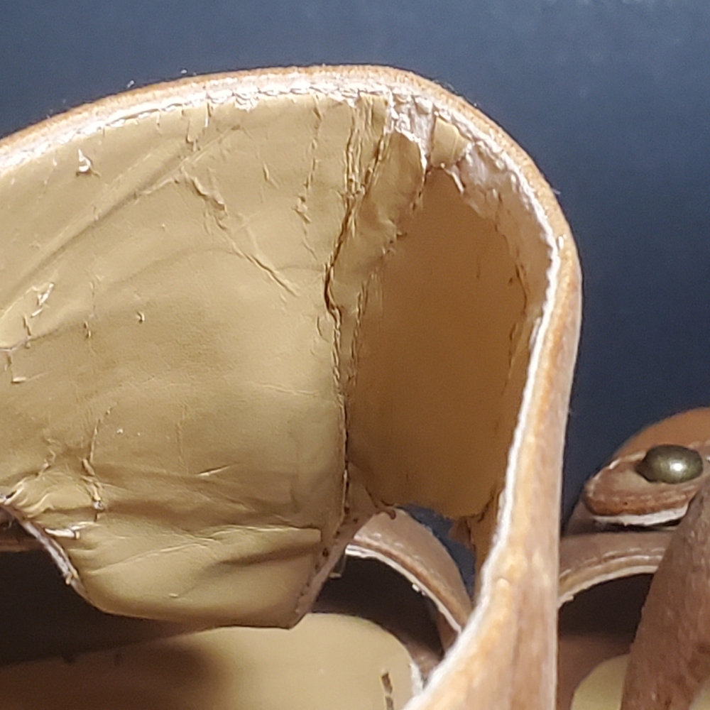 NINE WEST Snooks Tan T-Strap Leather Upper Heels Size 8.5 & 4" Heel. - Picture 10 of 13
